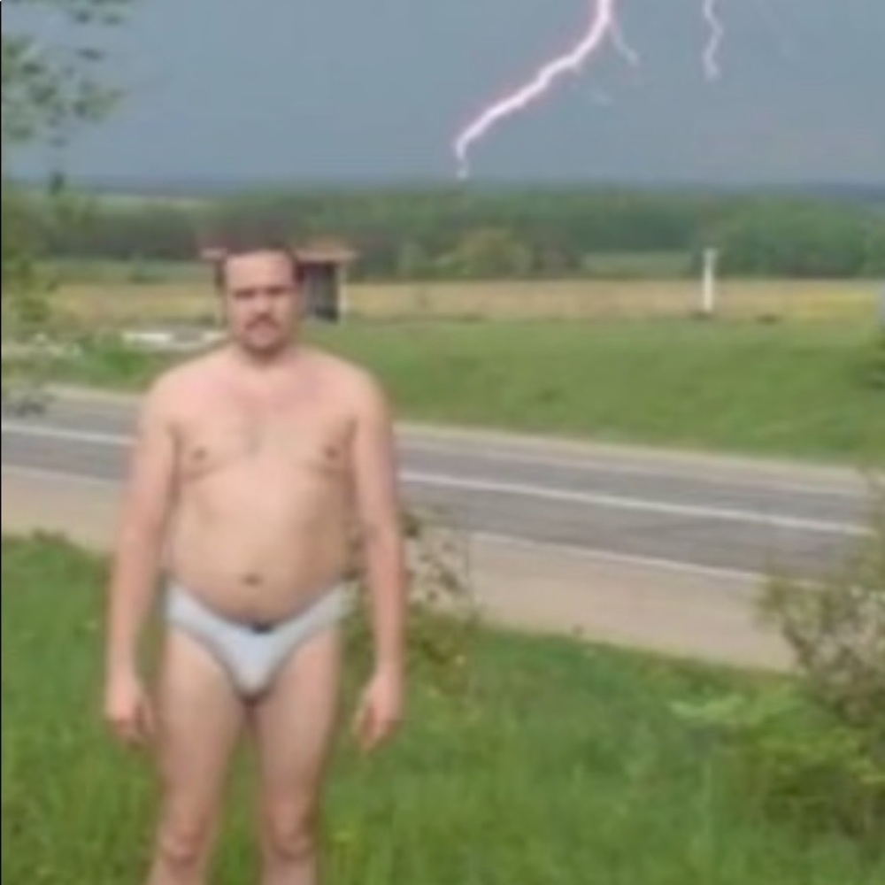 Meet your Posher, Eliot